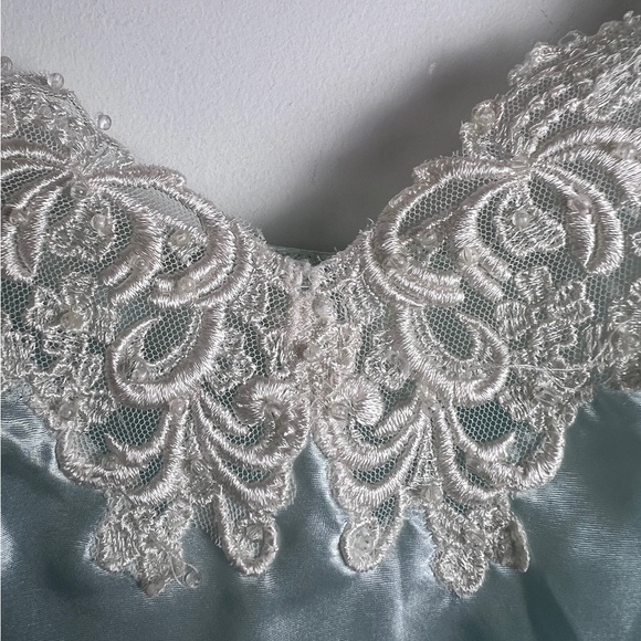 Victoria’s Secret Gold Label tank top with lace and beading detail small - Picture 9 of 9